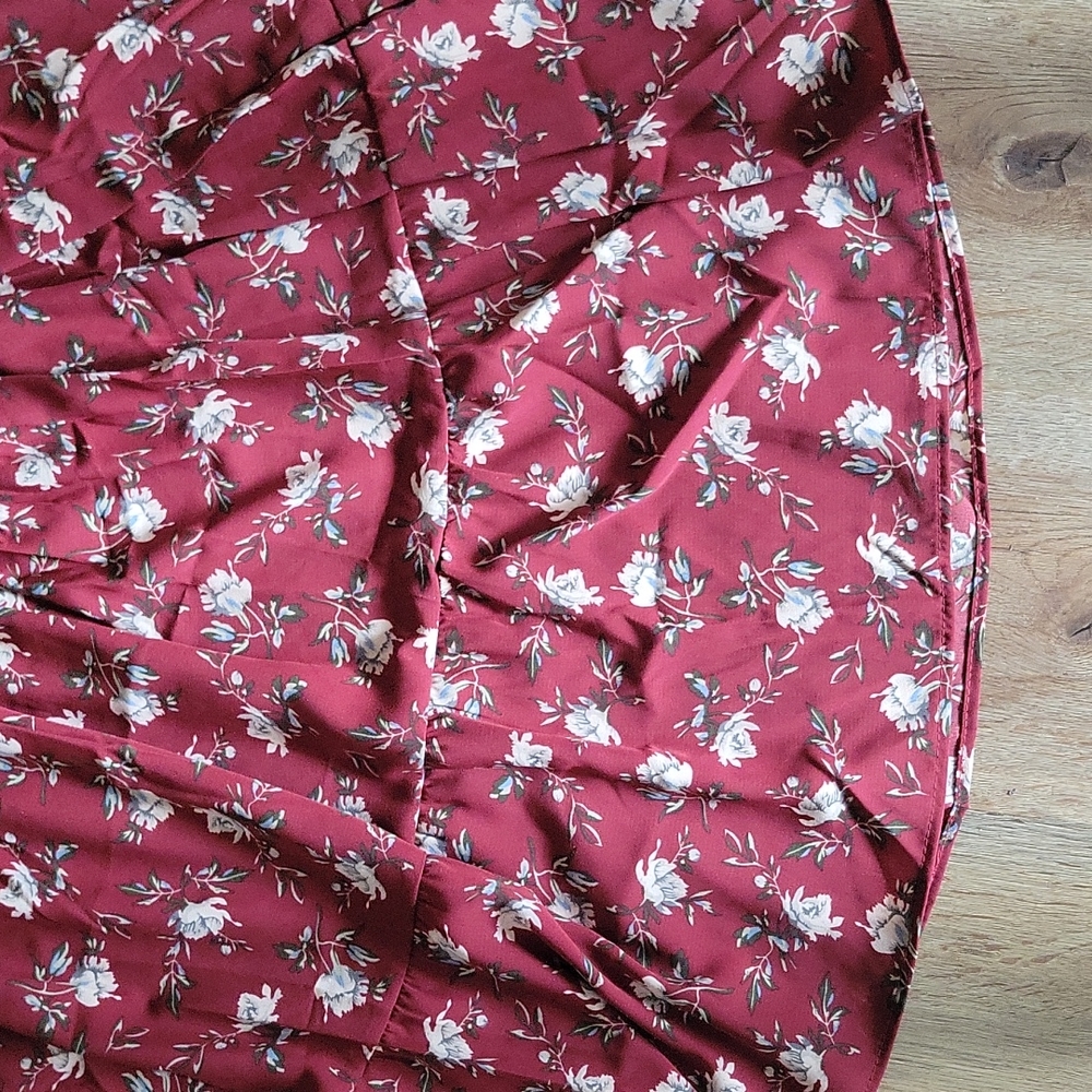 BEAUTIFUL FLORAL DRESS - Picture 5 of 9